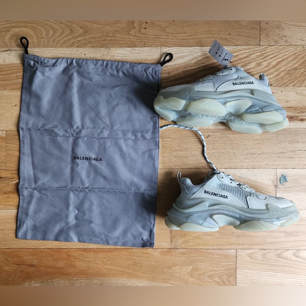 Balenciaga Tripple S sneakers
